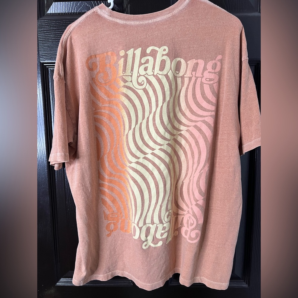 Oversized Billabong Tee 
Women’s Small